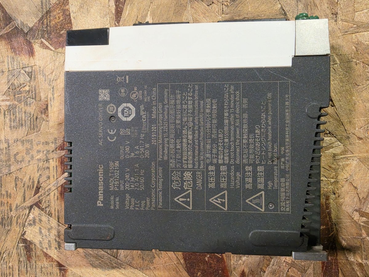 Panasonic MADLT15BF servo driver