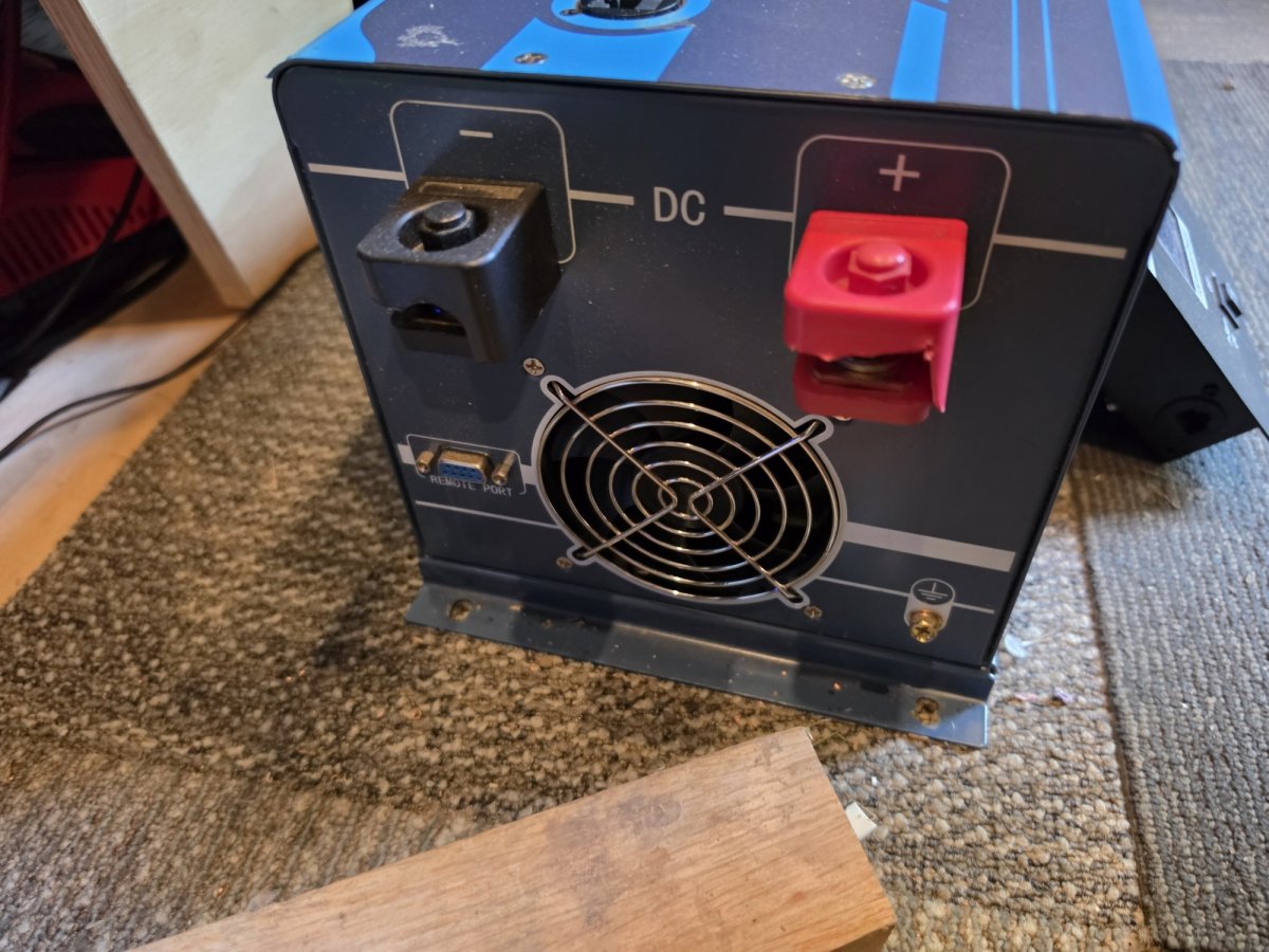 ExpertPower IVOCH3KWDP 3000W inverter charger