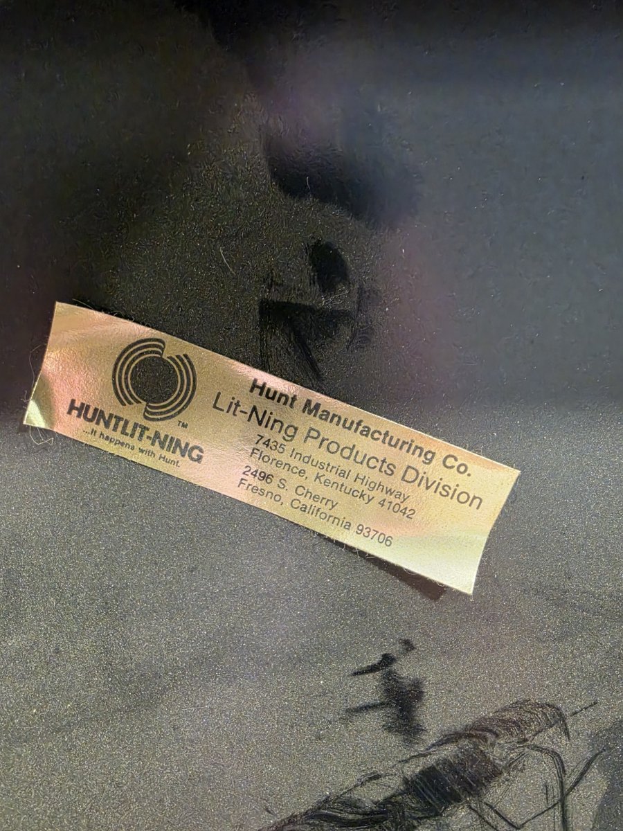 Huntlit-Ning Hunt Manufacturing Co. label