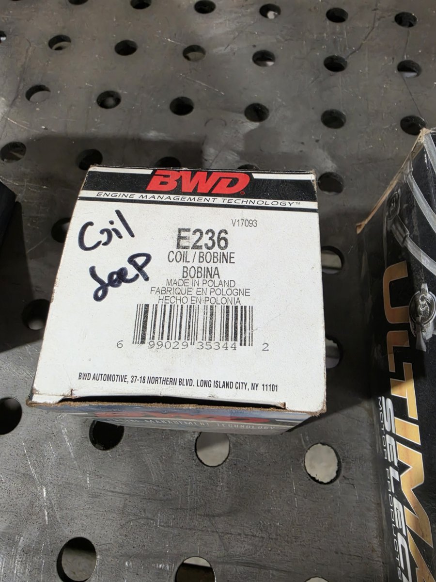BWD E236 Ignition Coil – New Old Stock (1998–2002 Jeep / 1998–2003 Dodge)